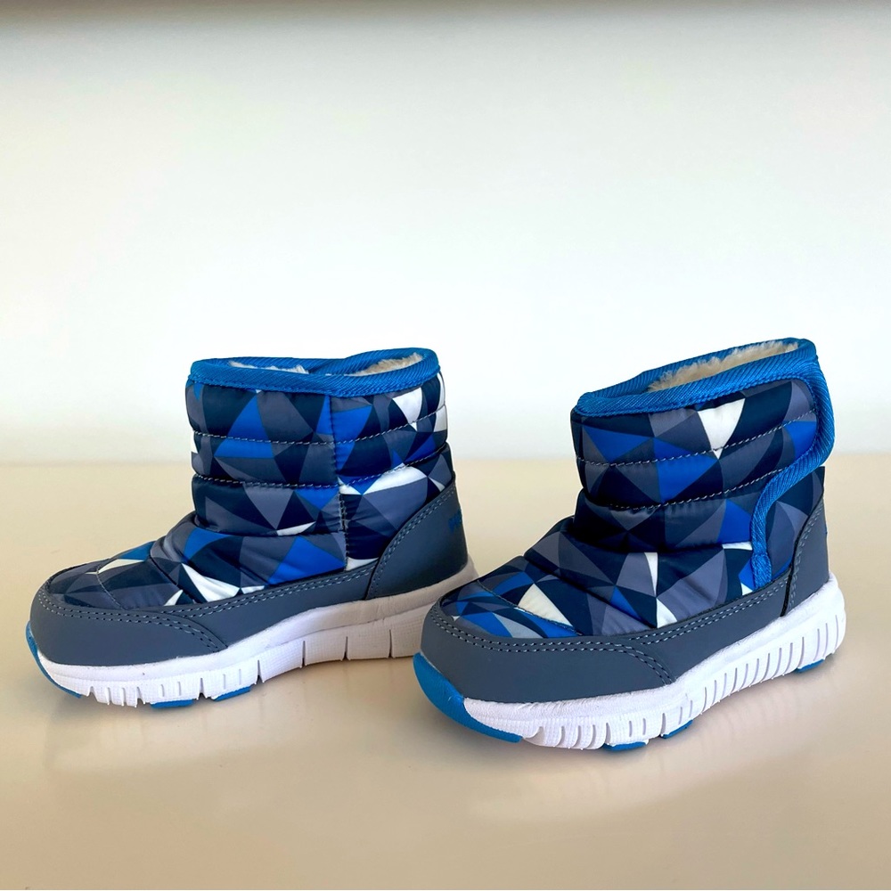 Hobibear Toddler blue winter boots faux fur lined size 2 good condition